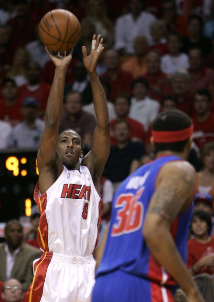 稳健与反击 稳健与反击